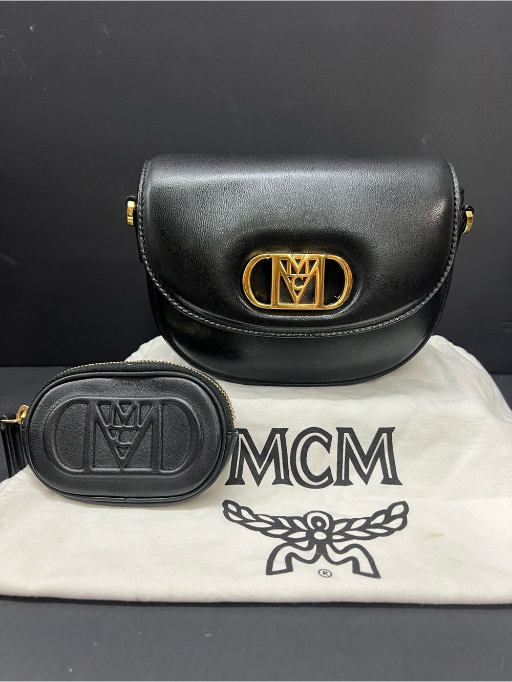 MCM Small Mode Travia Leather Crossbody With Coin Pouch - Gold Hardware